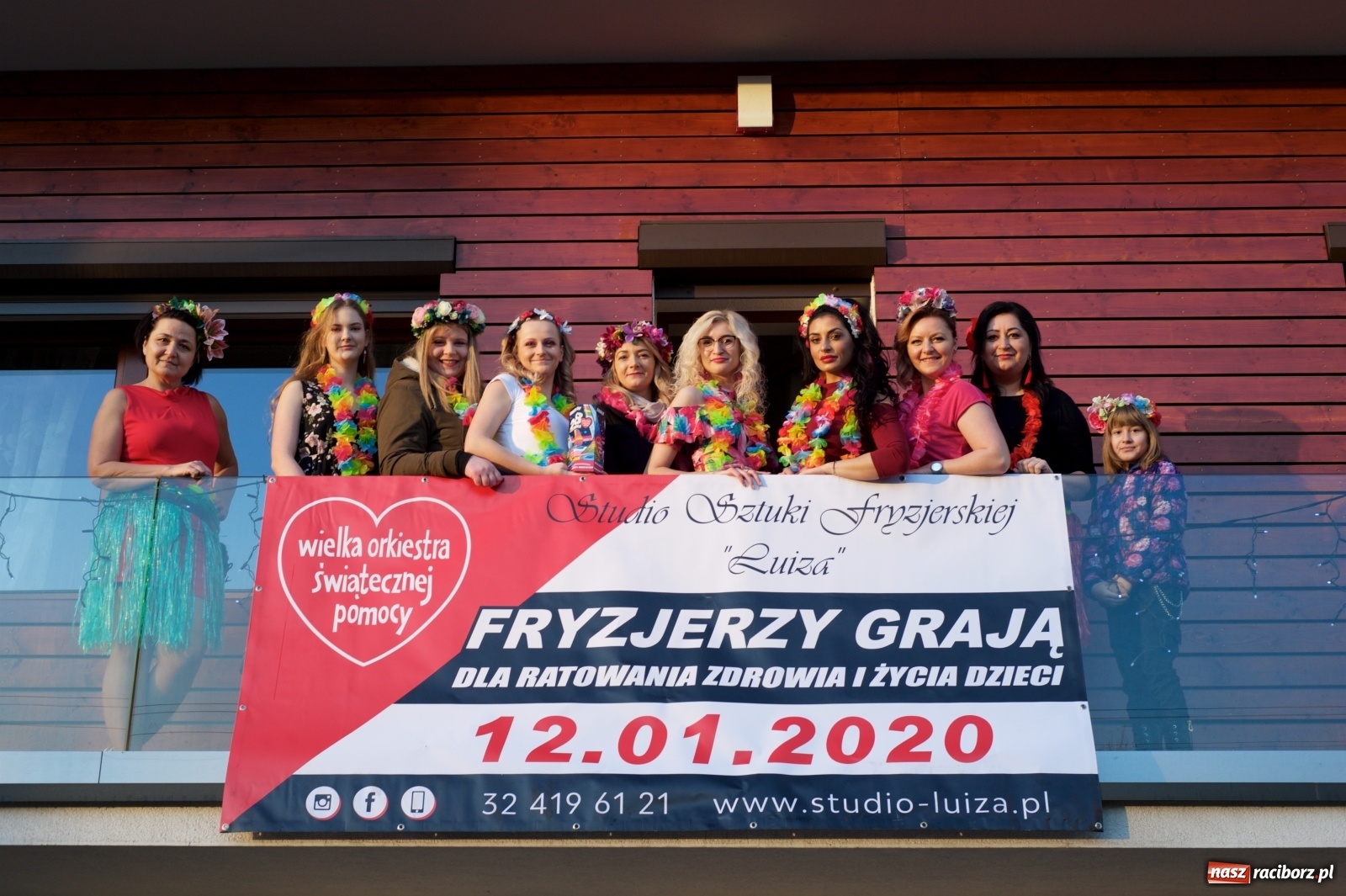 Zdjęcie w galerii na portalu naszraciborz.pl: Wielka Orkiestra zagrała w Tworkowie. W salonie jak w rodzinie i to z Anią Wyszkoni wiadomości z regionu