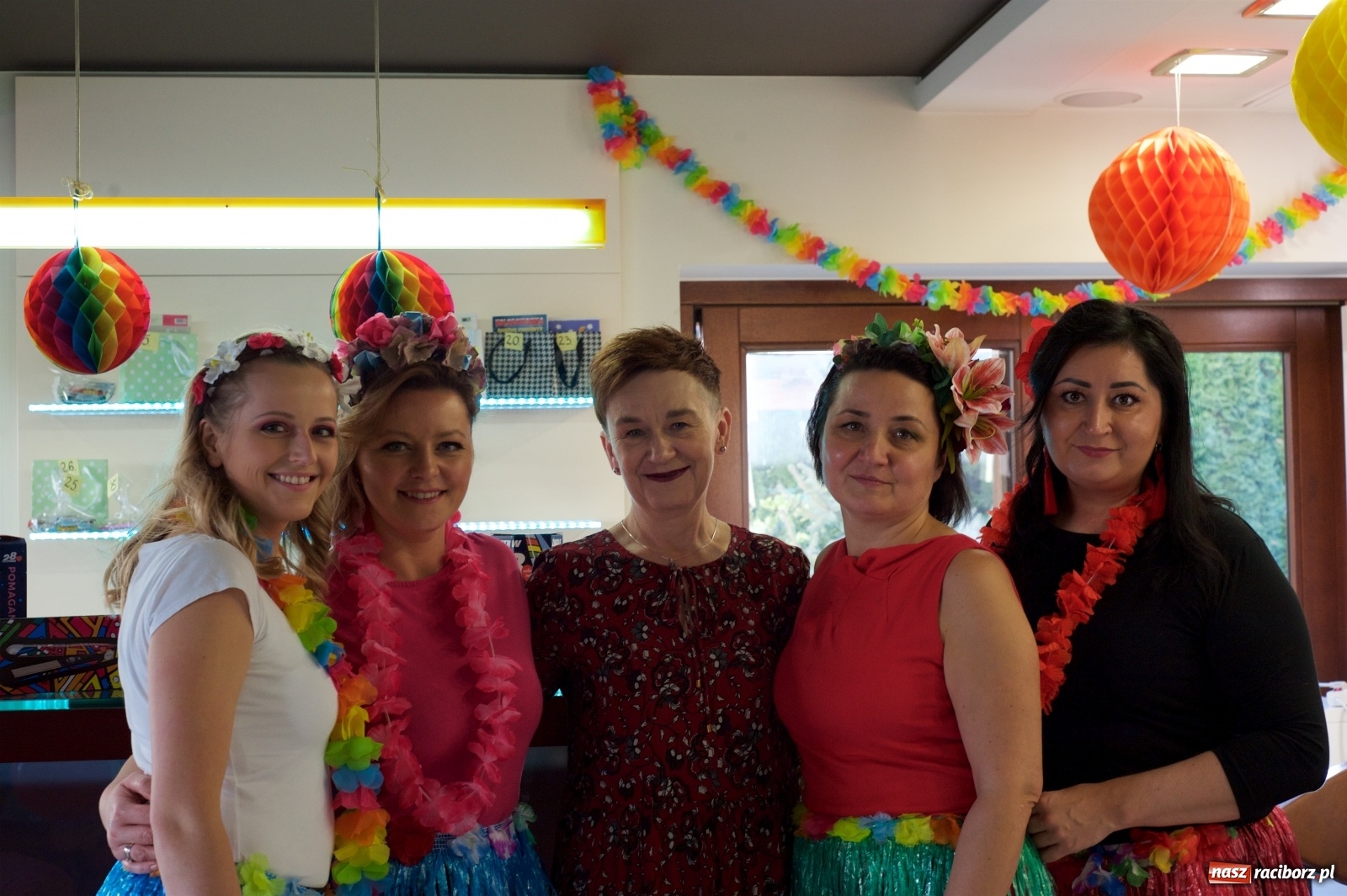 Zdjęcie w galerii na portalu naszraciborz.pl: Wielka Orkiestra zagrała w Tworkowie. W salonie jak w rodzinie i to z Anią Wyszkoni wiadomości z regionu