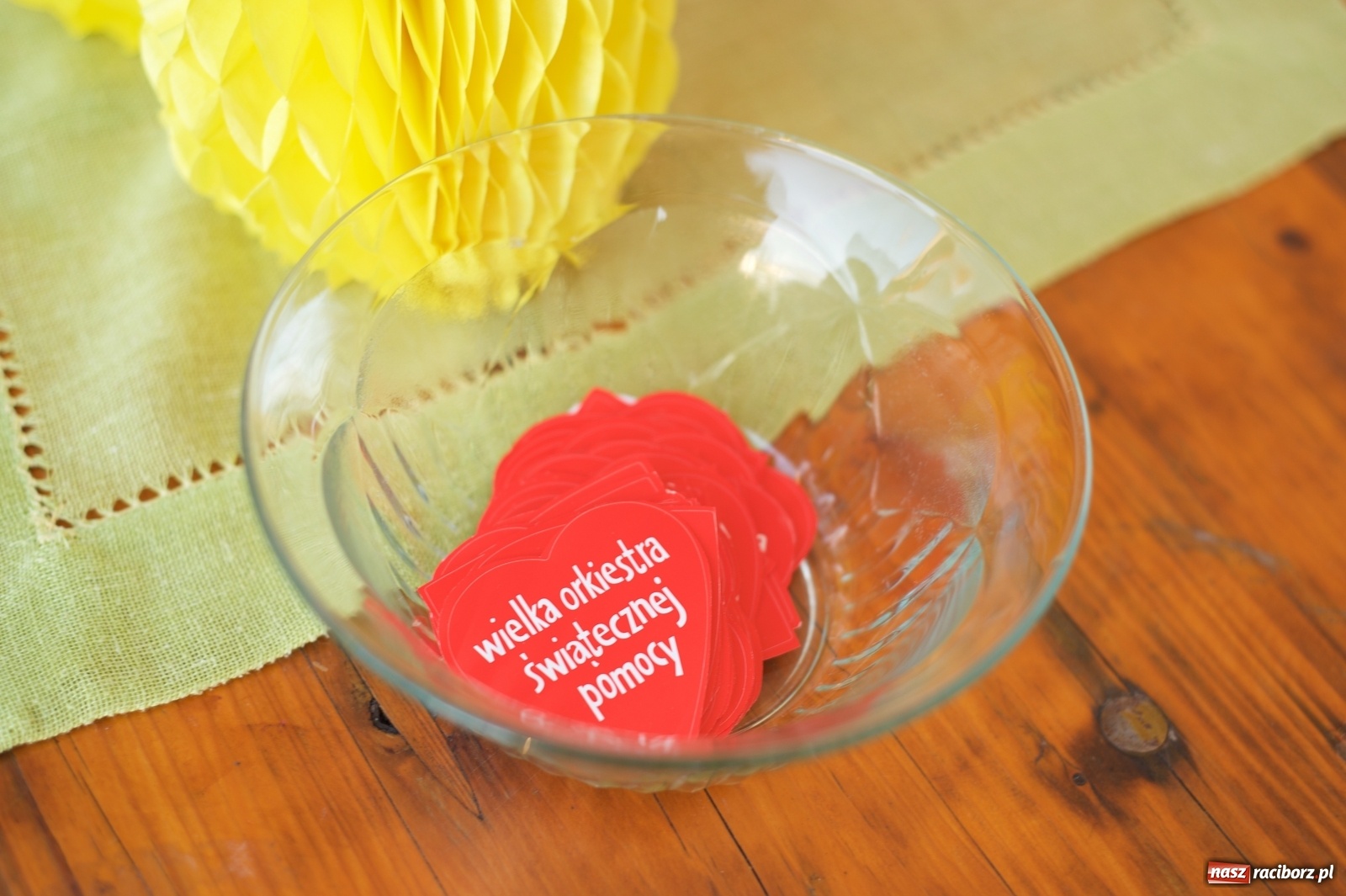 Zdjęcie w galerii na portalu naszraciborz.pl: Wielka Orkiestra zagrała w Tworkowie. W salonie jak w rodzinie i to z Anią Wyszkoni wiadomości z regionu