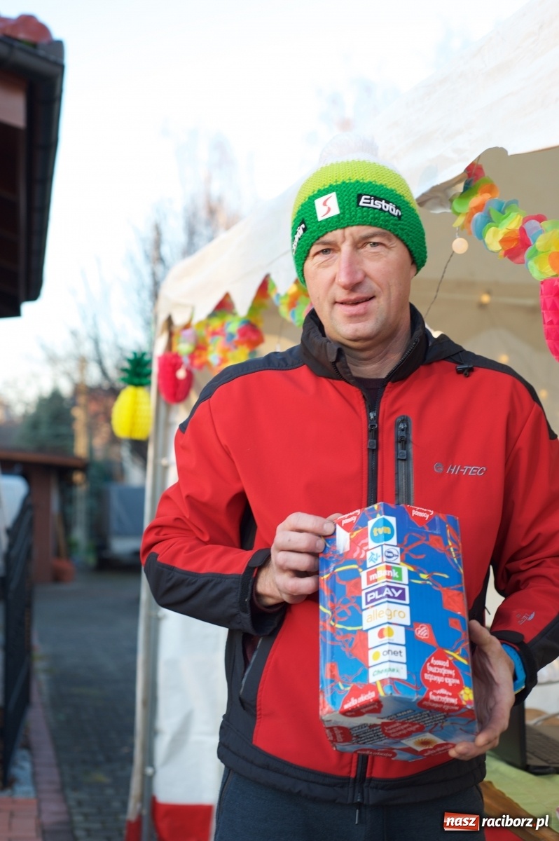 Zdjęcie w galerii na portalu naszraciborz.pl: Wielka Orkiestra zagrała w Tworkowie. W salonie jak w rodzinie i to z Anią Wyszkoni wiadomości z regionu