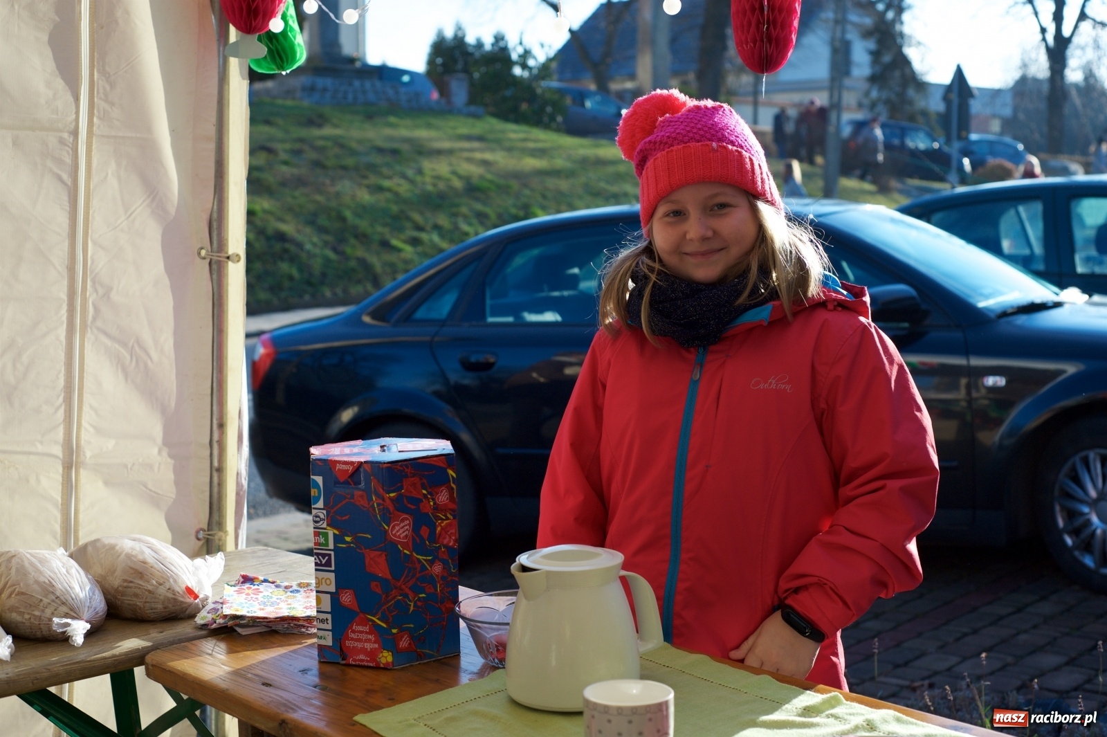 Zdjęcie w galerii na portalu naszraciborz.pl: Wielka Orkiestra zagrała w Tworkowie. W salonie jak w rodzinie i to z Anią Wyszkoni wiadomości z regionu