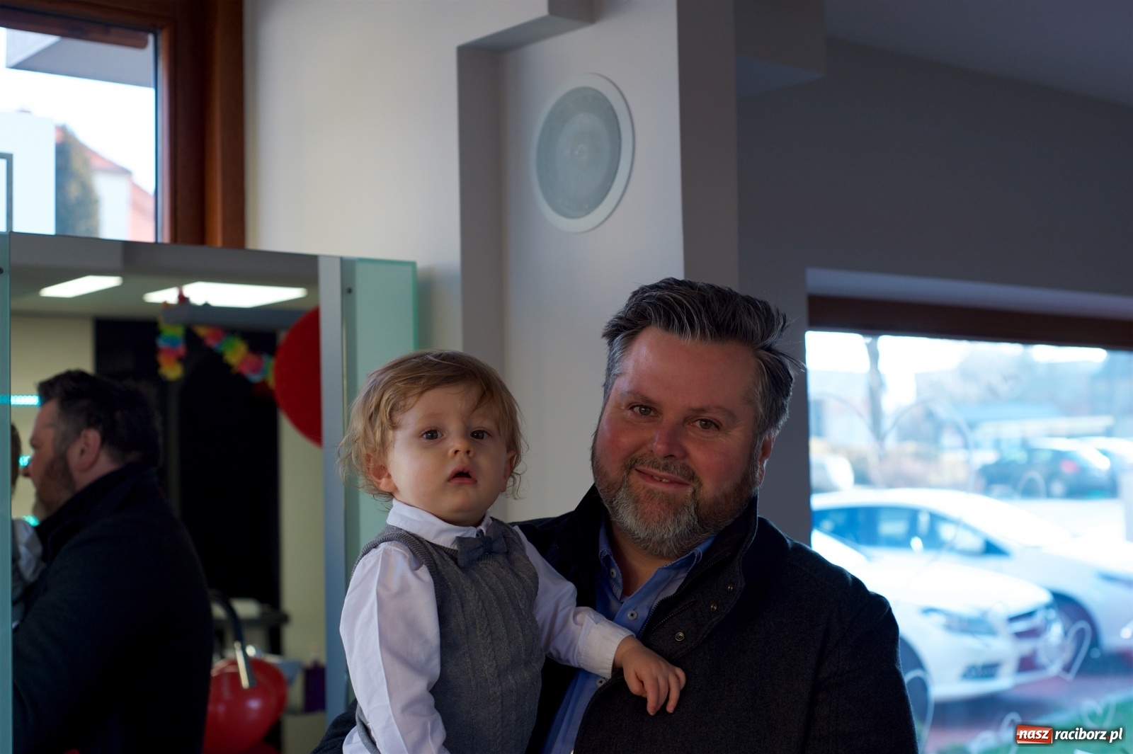 Zdjęcie w galerii na portalu naszraciborz.pl: Wielka Orkiestra zagrała w Tworkowie. W salonie jak w rodzinie i to z Anią Wyszkoni wiadomości z regionu