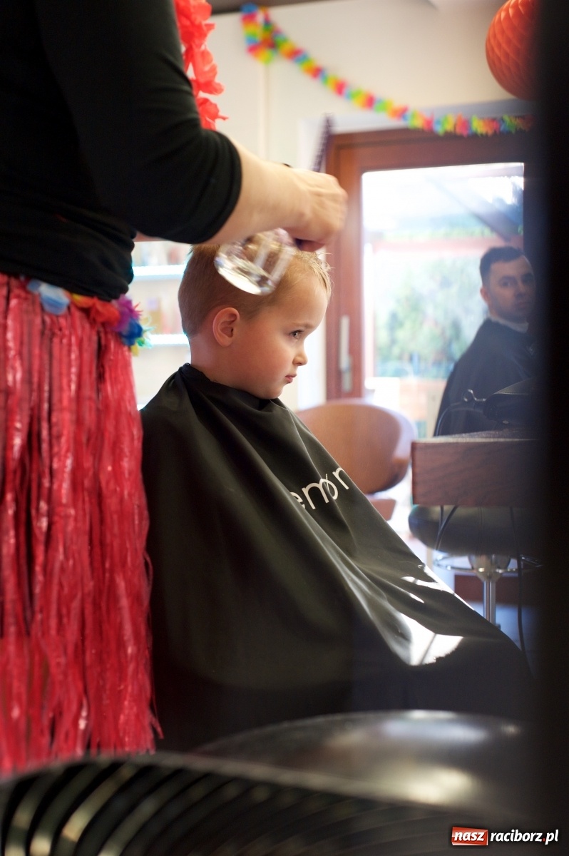 Zdjęcie w galerii na portalu naszraciborz.pl: Wielka Orkiestra zagrała w Tworkowie. W salonie jak w rodzinie i to z Anią Wyszkoni wiadomości z regionu