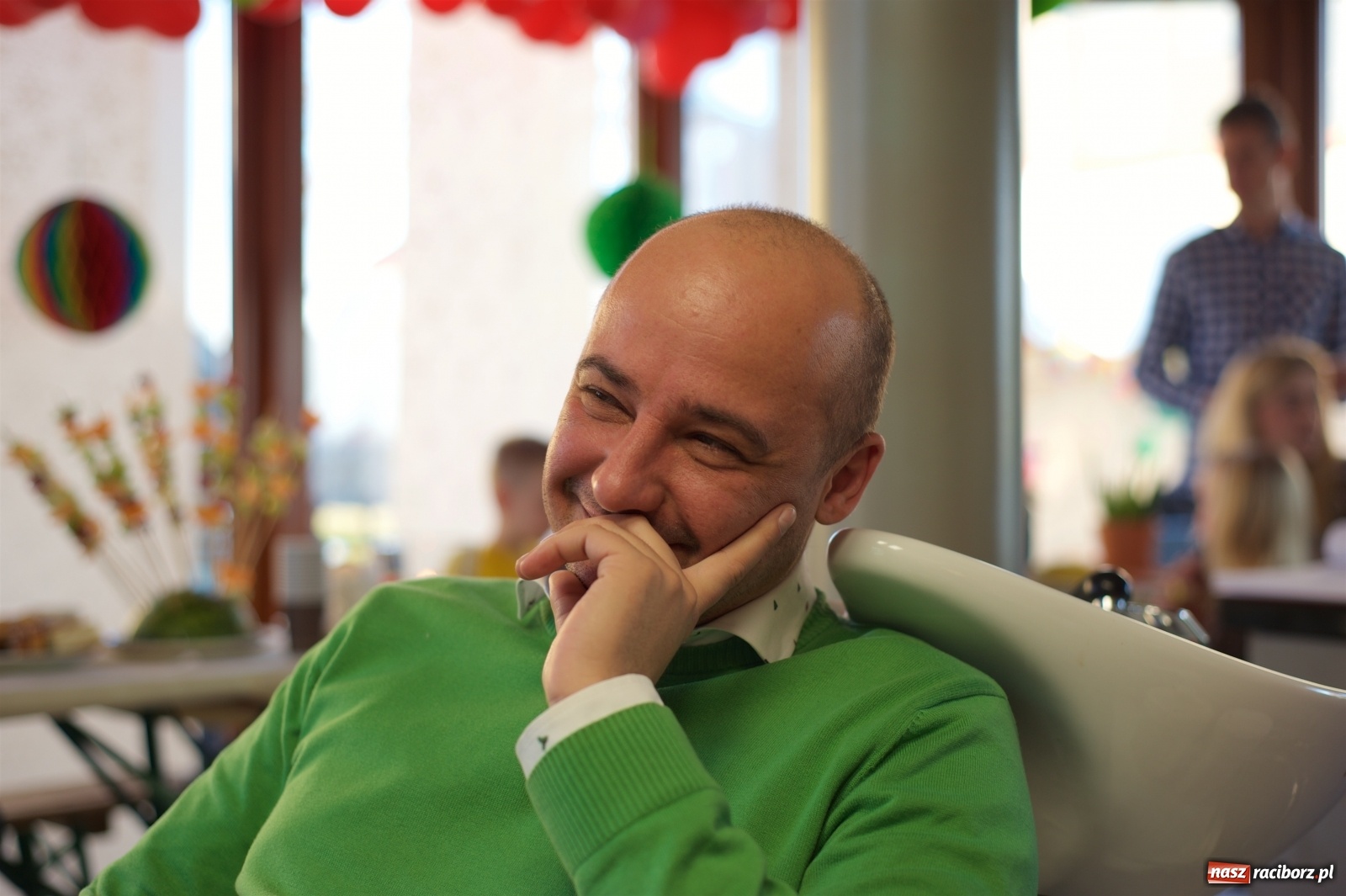 Zdjęcie w galerii na portalu naszraciborz.pl: Wielka Orkiestra zagrała w Tworkowie. W salonie jak w rodzinie i to z Anią Wyszkoni wiadomości z regionu