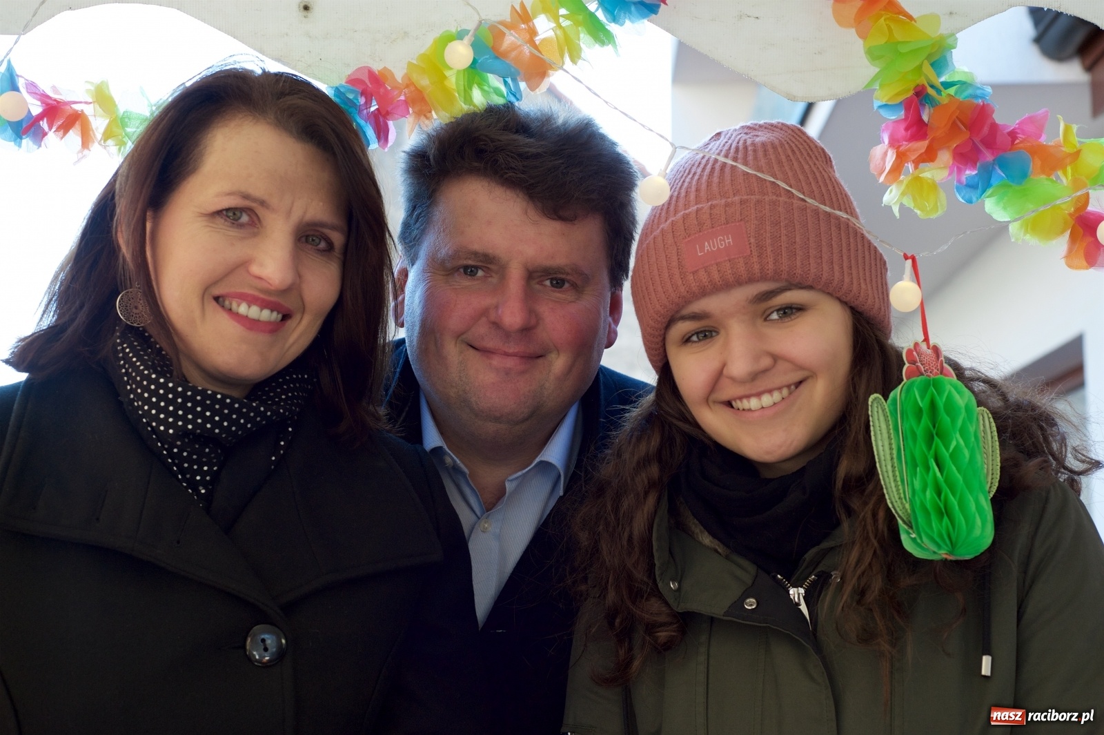 Zdjęcie w galerii na portalu naszraciborz.pl: Wielka Orkiestra zagrała w Tworkowie. W salonie jak w rodzinie i to z Anią Wyszkoni wiadomości z regionu