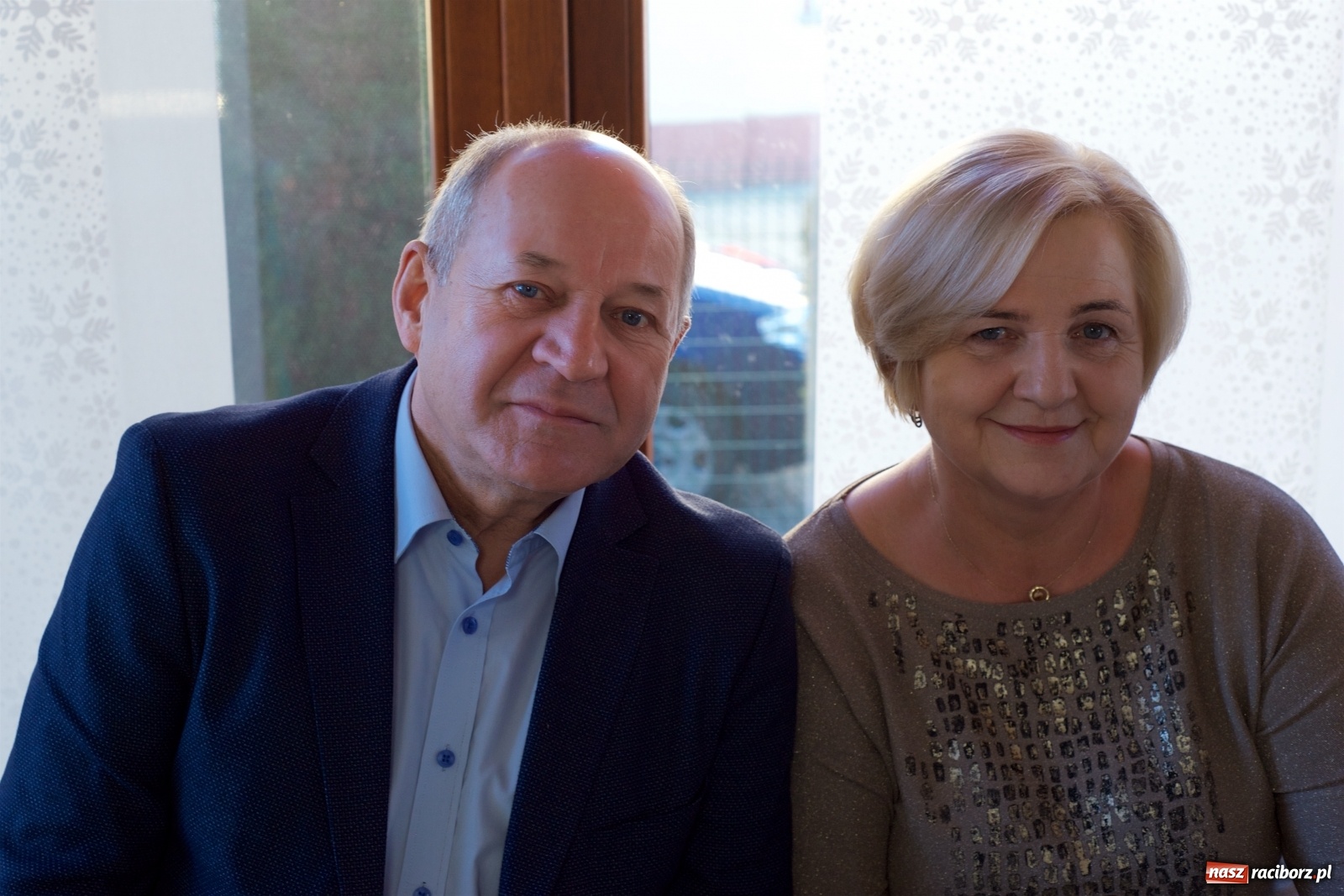 Zdjęcie w galerii na portalu naszraciborz.pl: Wielka Orkiestra zagrała w Tworkowie. W salonie jak w rodzinie i to z Anią Wyszkoni wiadomości z regionu