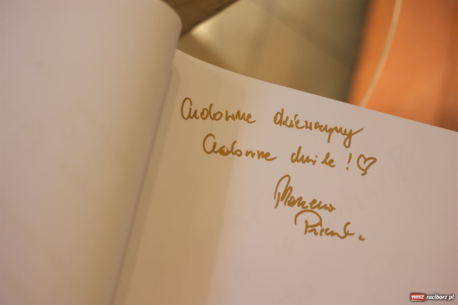 Zdjęcie w galerii na portalu naszraciborz.pl: Wielka Orkiestra zagrała w Tworkowie. W salonie jak w rodzinie i to z Anią Wyszkoni wiadomości z regionu