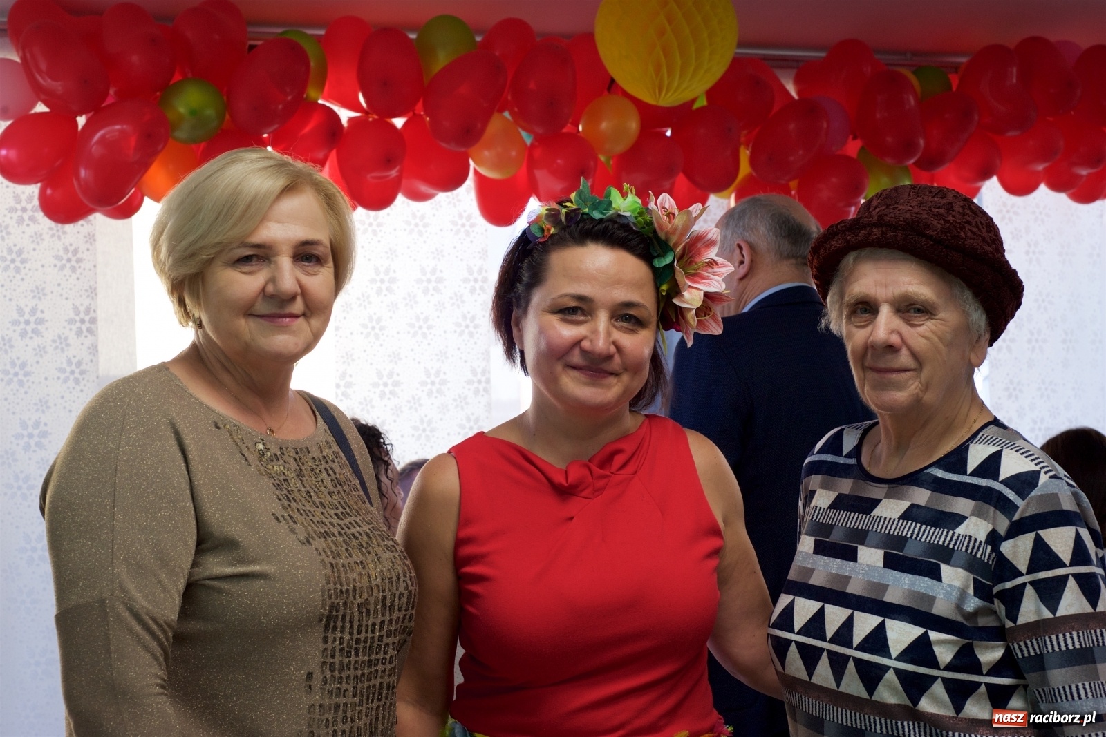 Zdjęcie w galerii na portalu naszraciborz.pl: Wielka Orkiestra zagrała w Tworkowie. W salonie jak w rodzinie i to z Anią Wyszkoni wiadomości z regionu