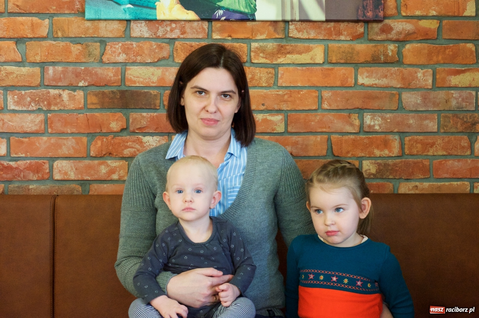 Zdjęcie w galerii na portalu naszraciborz.pl: Wielka Orkiestra zagrała w Tworkowie. W salonie jak w rodzinie i to z Anią Wyszkoni wiadomości z regionu