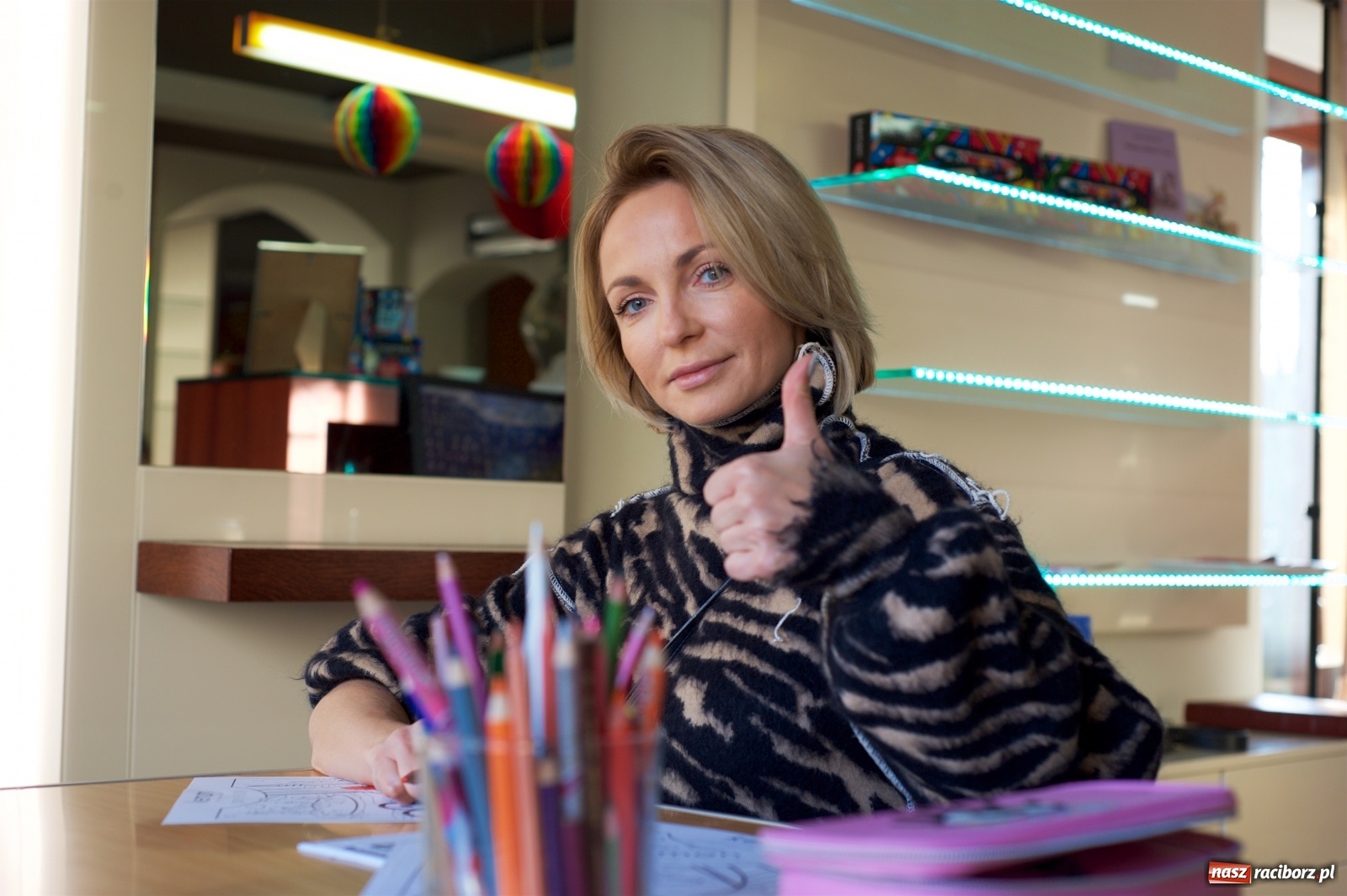 Zdjęcie w galerii na portalu naszraciborz.pl: Wielka Orkiestra zagrała w Tworkowie. W salonie jak w rodzinie i to z Anią Wyszkoni wiadomości z regionu