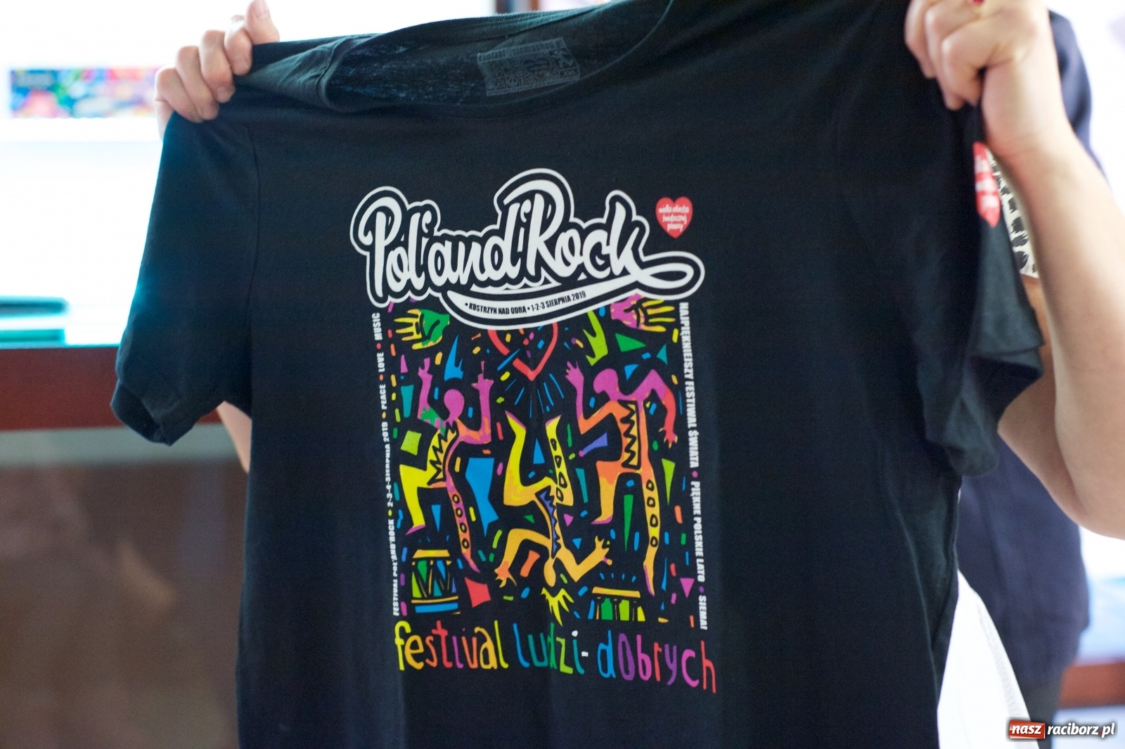 Zdjęcie w galerii na portalu naszraciborz.pl: Wielka Orkiestra zagrała w Tworkowie. W salonie jak w rodzinie i to z Anią Wyszkoni wiadomości z regionu