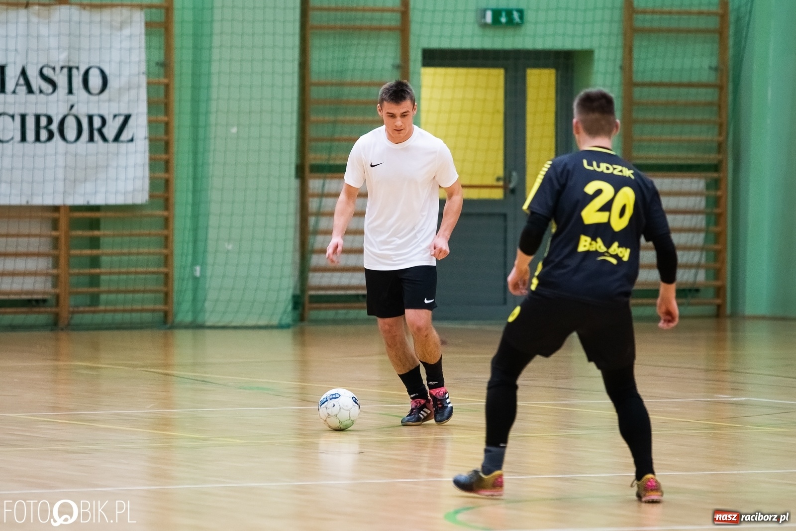 Zdjęcie w galerii na portalu naszraciborz.pl: Niedzielne emocje w lidze futsalu [FOTO] wiadomości z regionu