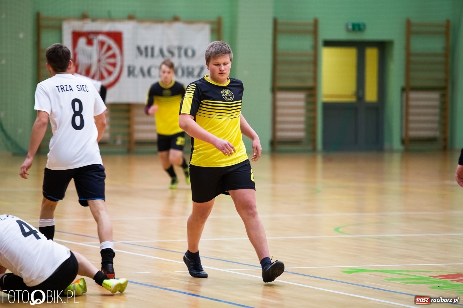 Zdjęcie w galerii na portalu naszraciborz.pl: Niedzielne emocje w lidze futsalu [FOTO] wiadomości z regionu
