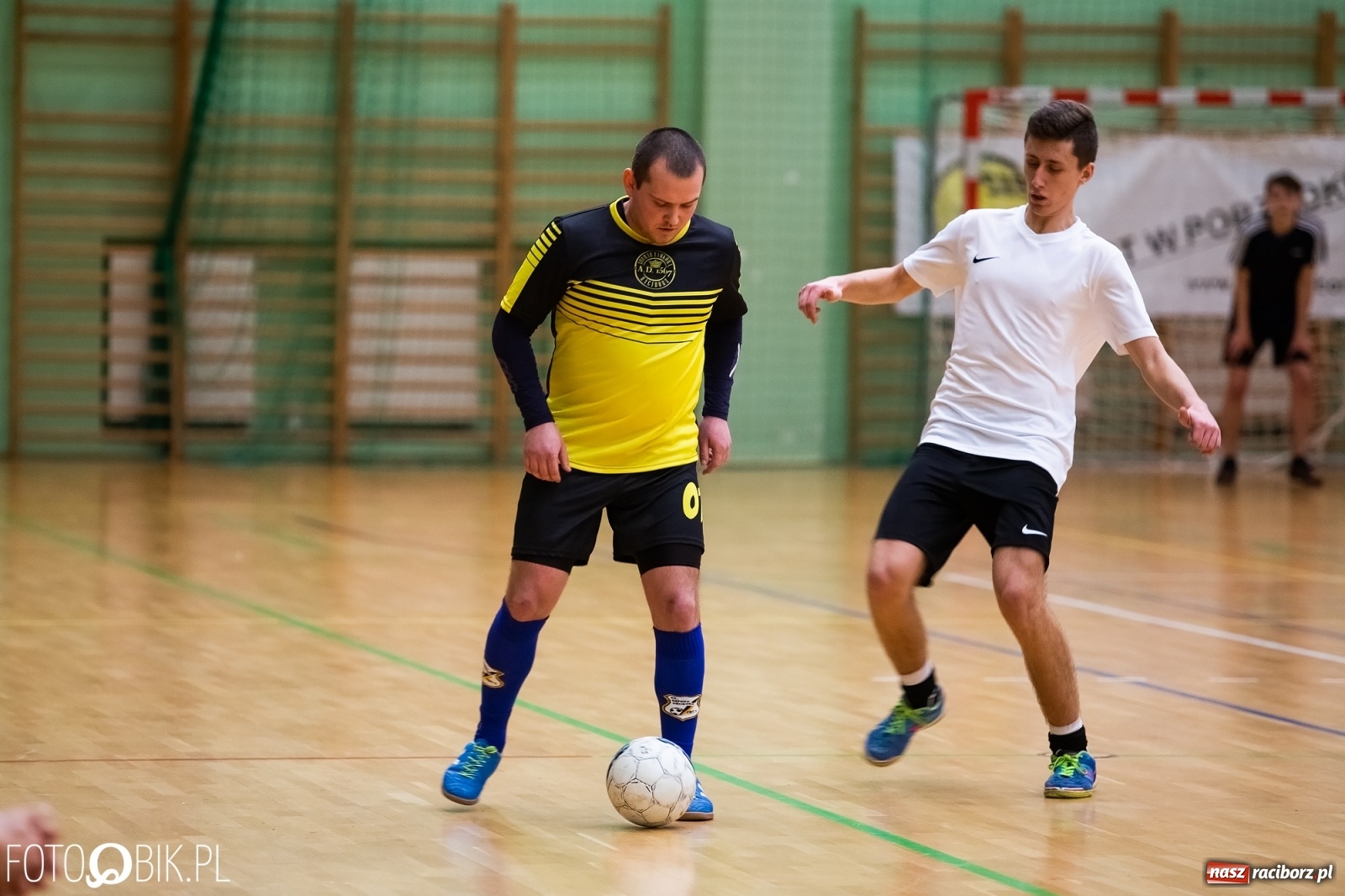 Zdjęcie w galerii na portalu naszraciborz.pl: Niedzielne emocje w lidze futsalu [FOTO] wiadomości z regionu