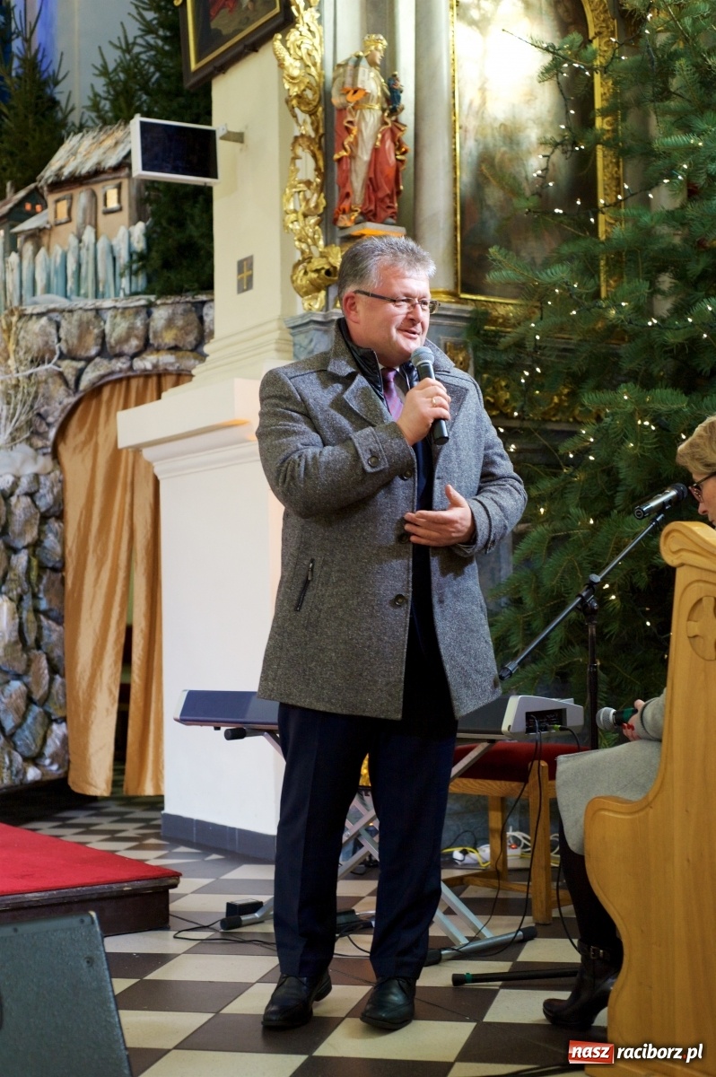 Zdjęcie w galerii na portalu naszraciborz.pl: Cudowny świąteczny koncert w Tworkowie  wiadomości z regionu