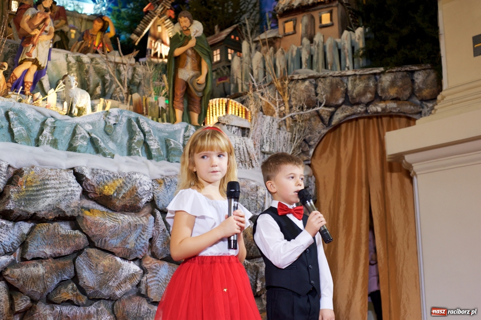 Zdjęcie w galerii na portalu naszraciborz.pl: Cudowny świąteczny koncert w Tworkowie  wiadomości z regionu