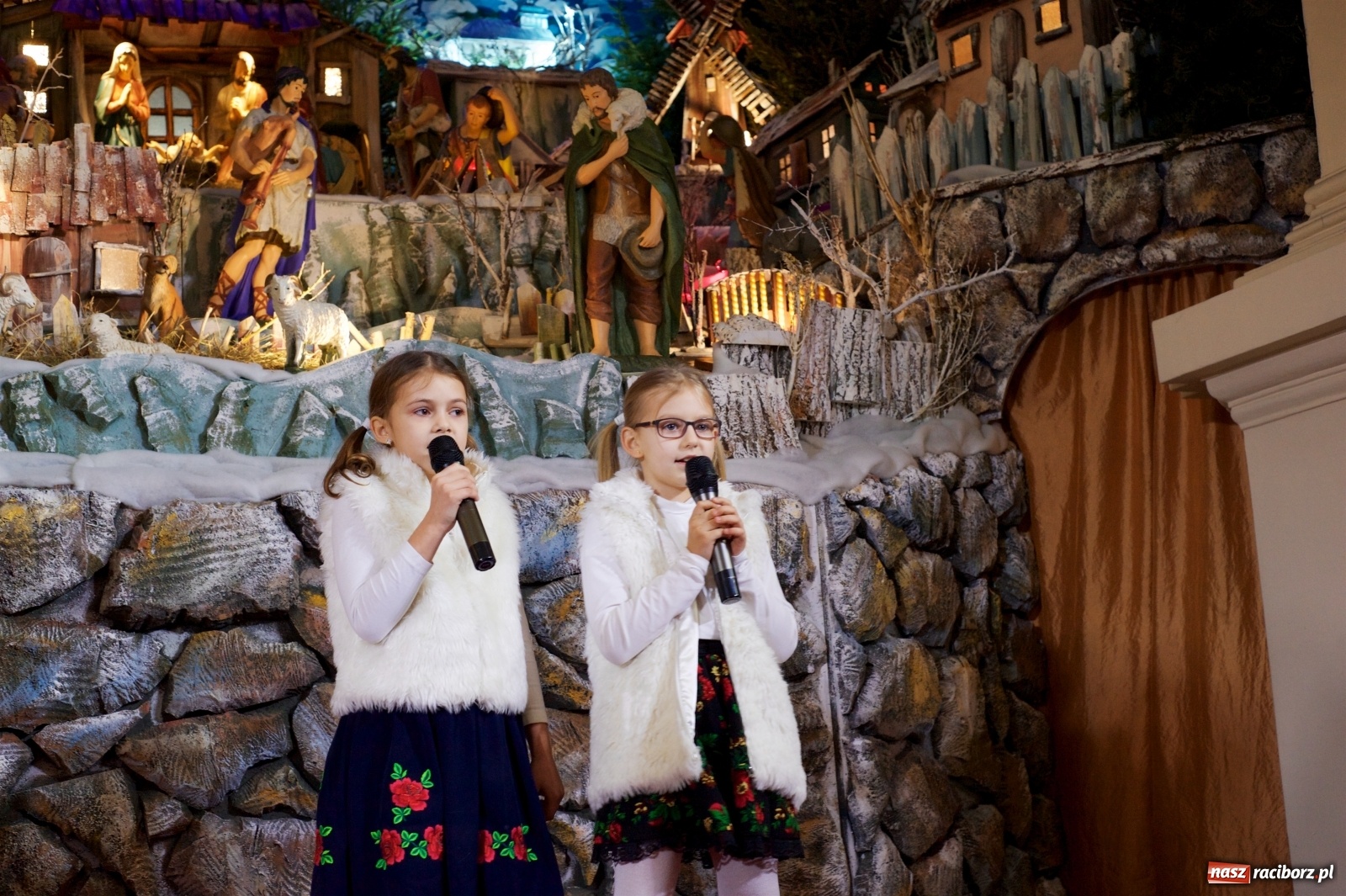 Zdjęcie w galerii na portalu naszraciborz.pl: Cudowny świąteczny koncert w Tworkowie  wiadomości z regionu