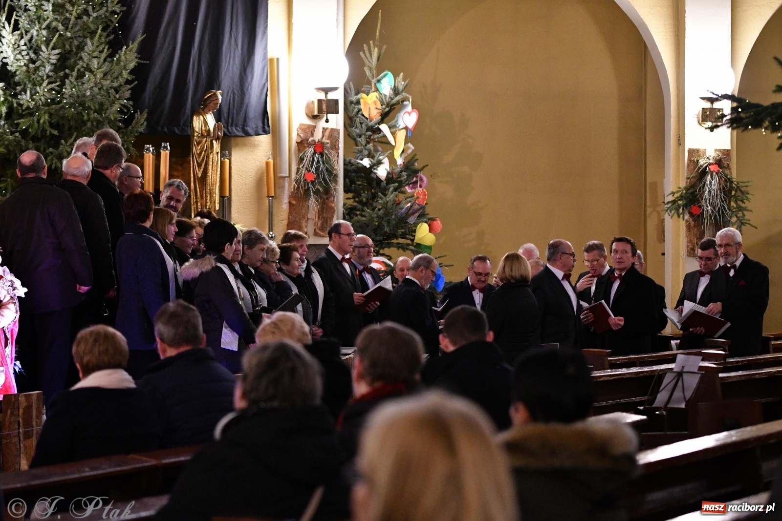 Zdjęcie w galerii na portalu naszraciborz.pl: Koncert kolęd i pastorałek w kościele NSPJ  wiadomości z regionu