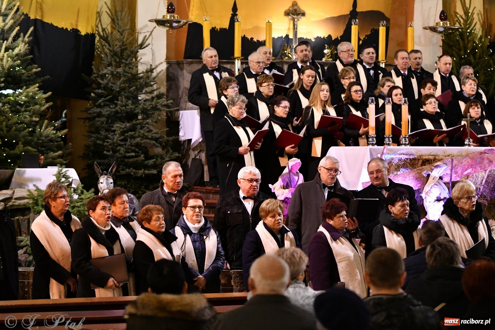 Zdjęcie w galerii na portalu naszraciborz.pl: Koncert kolęd i pastorałek w kościele NSPJ  wiadomości z regionu