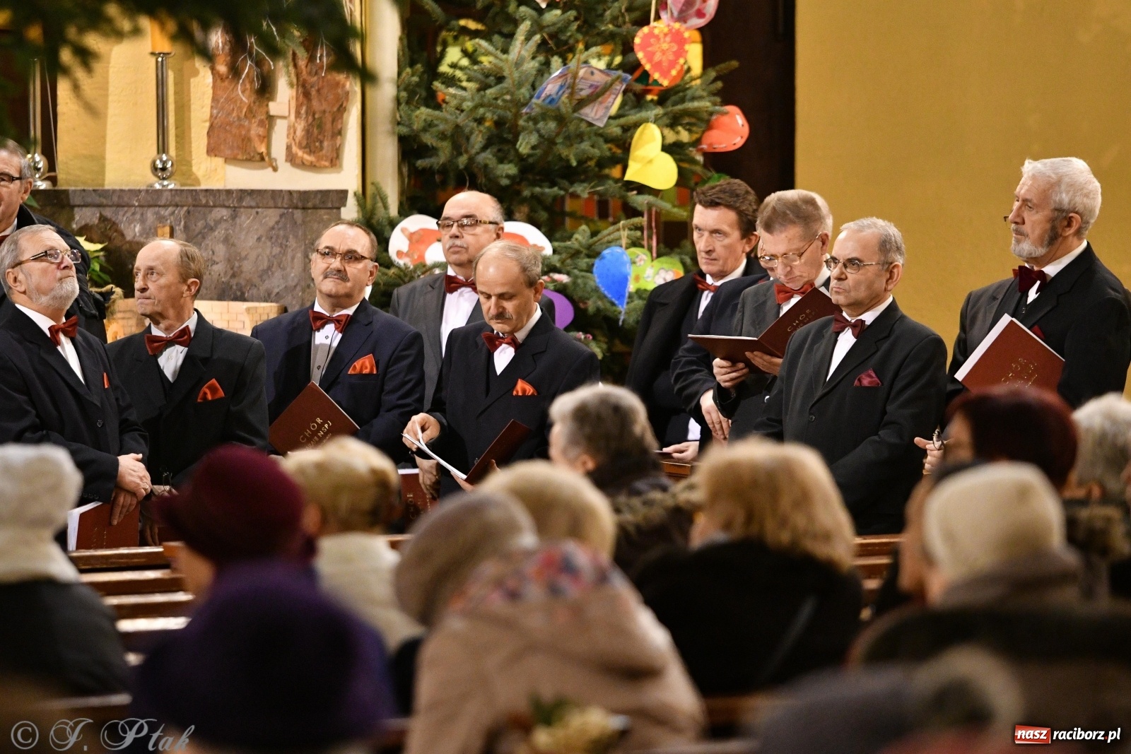 Zdjęcie w galerii na portalu naszraciborz.pl: Koncert kolęd i pastorałek w kościele NSPJ  wiadomości z regionu