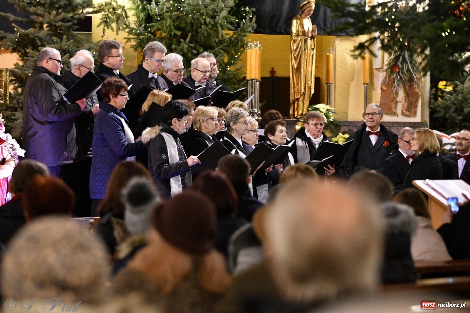 Zdjęcie w galerii na portalu naszraciborz.pl: Koncert kolęd i pastorałek w kościele NSPJ  wiadomości z regionu