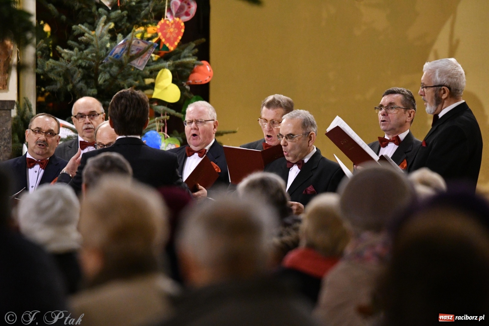 Zdjęcie w galerii na portalu naszraciborz.pl: Koncert kolęd i pastorałek w kościele NSPJ  wiadomości z regionu
