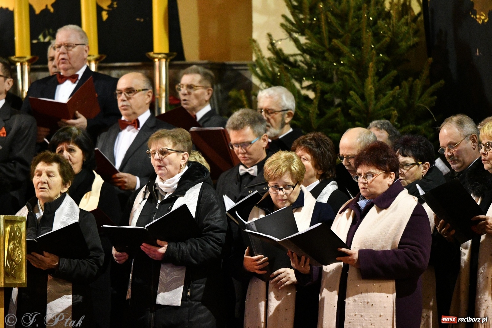 Zdjęcie w galerii na portalu naszraciborz.pl: Koncert kolęd i pastorałek w kościele NSPJ  wiadomości z regionu
