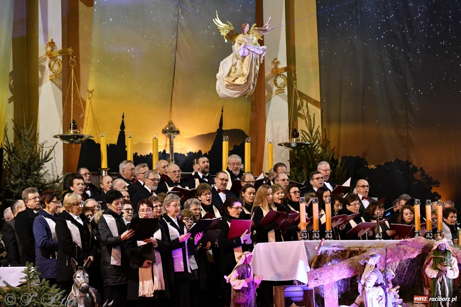 Zdjęcie w galerii na portalu naszraciborz.pl: Koncert kolęd i pastorałek w kościele NSPJ  wiadomości z regionu