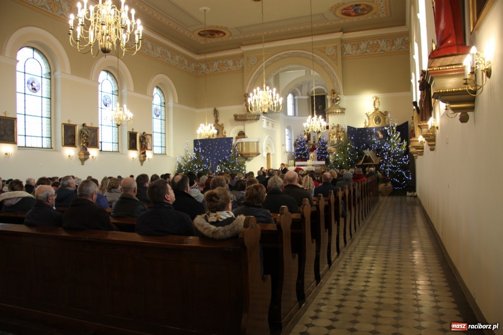 Zdjęcie w galerii na portalu naszraciborz.pl: Rodzinny koncert kolęd w Sławikowie wiadomości z regionu