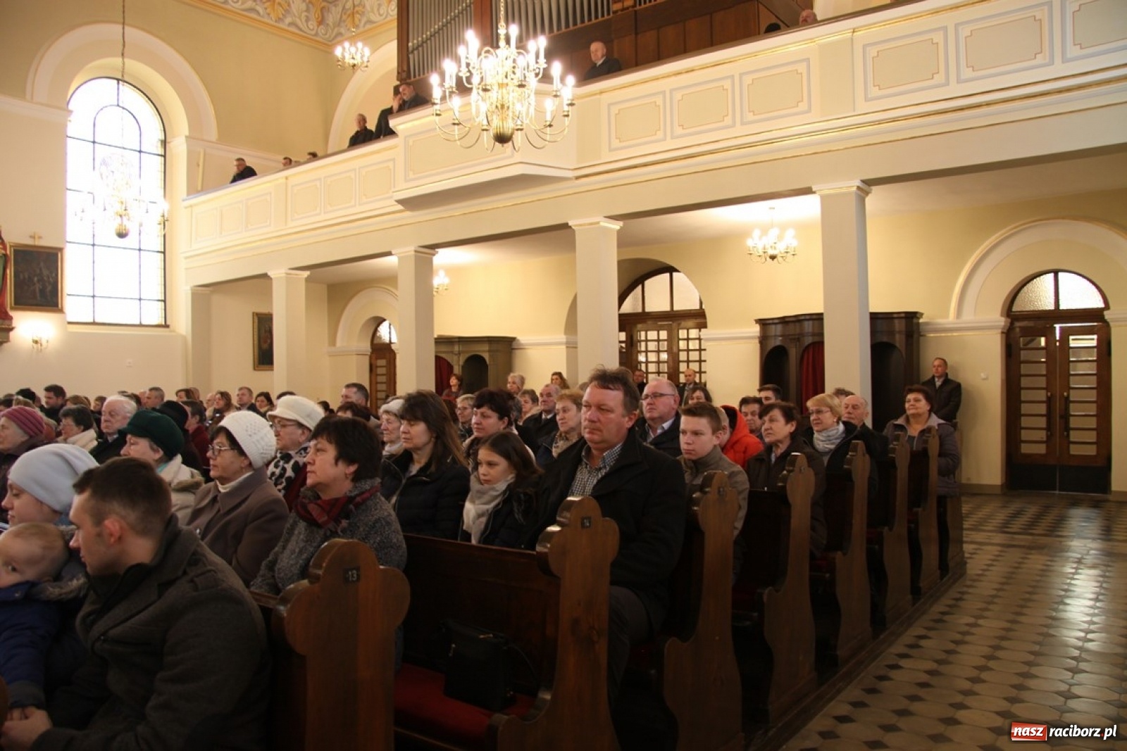 Zdjęcie w galerii na portalu naszraciborz.pl: Rodzinny koncert kolęd w Sławikowie wiadomości z regionu