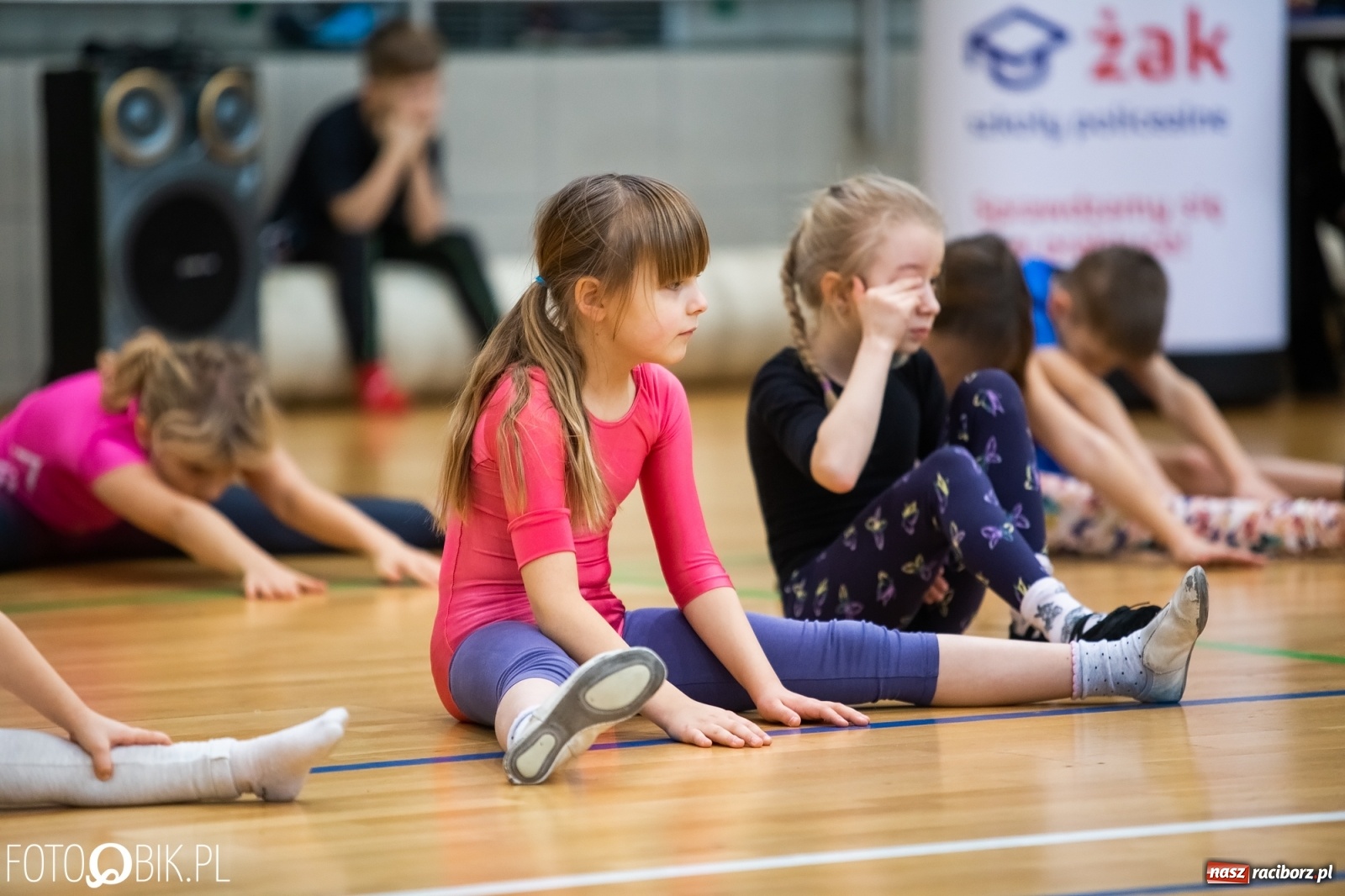 Zdjęcie w galerii na portalu naszraciborz.pl: Maraton Akrobatyczny w Arenie Rafako wiadomości z regionu