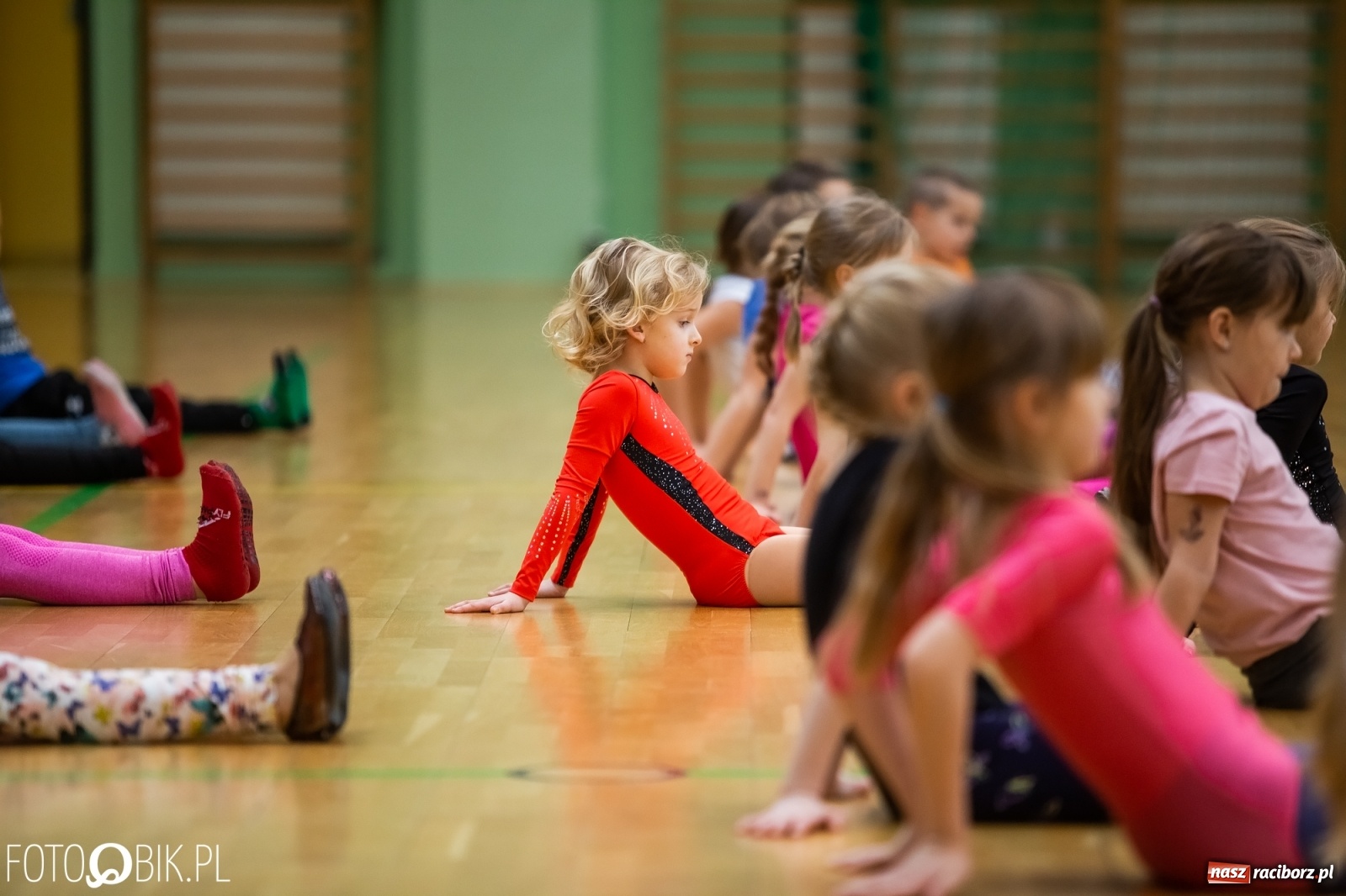 Zdjęcie w galerii na portalu naszraciborz.pl: Maraton Akrobatyczny w Arenie Rafako wiadomości z regionu