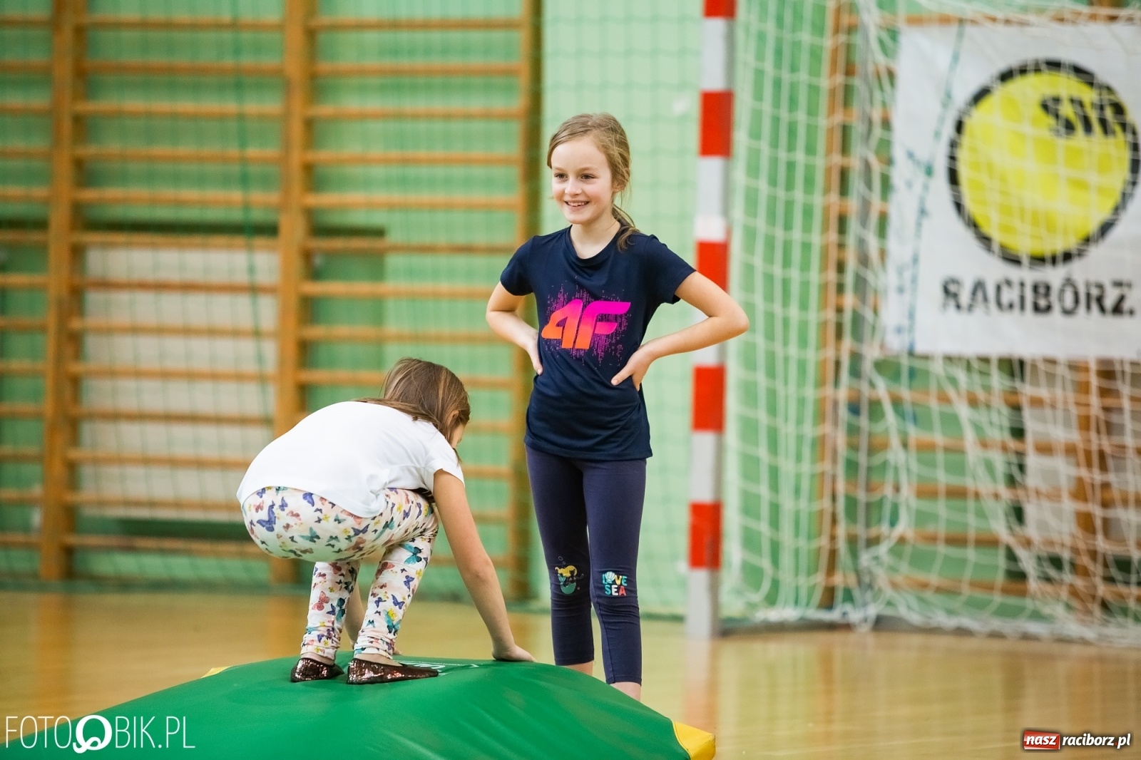 Zdjęcie w galerii na portalu naszraciborz.pl: Maraton Akrobatyczny w Arenie Rafako wiadomości z regionu