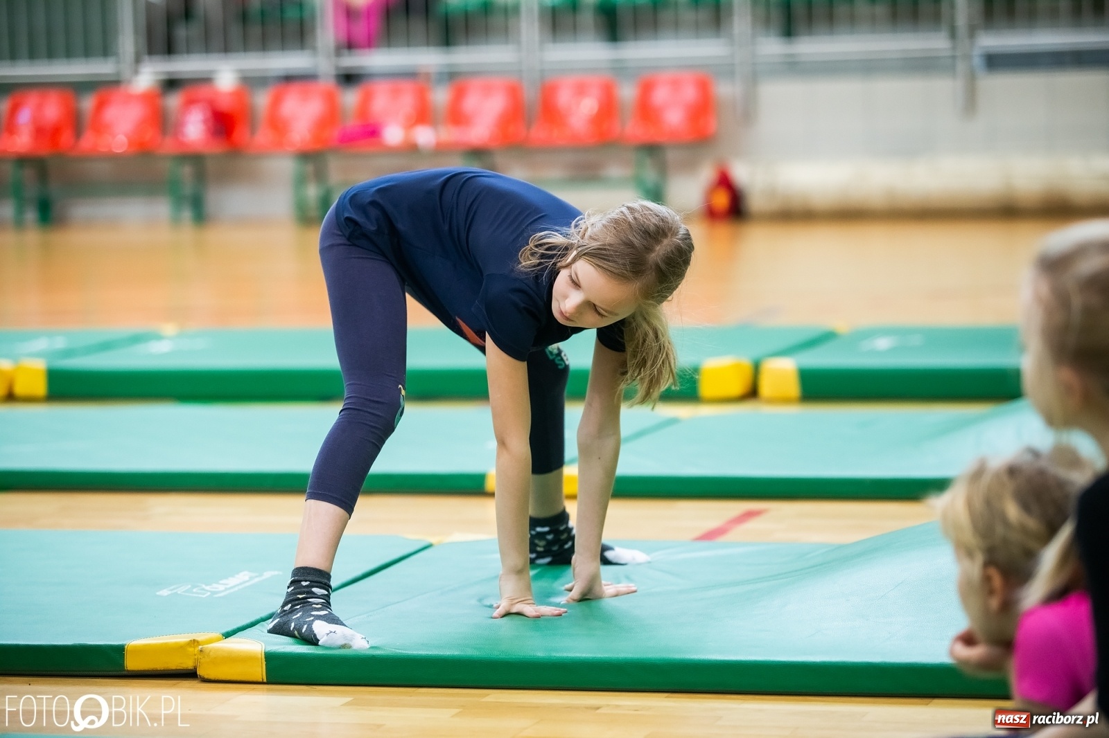 Zdjęcie w galerii na portalu naszraciborz.pl: Maraton Akrobatyczny w Arenie Rafako wiadomości z regionu