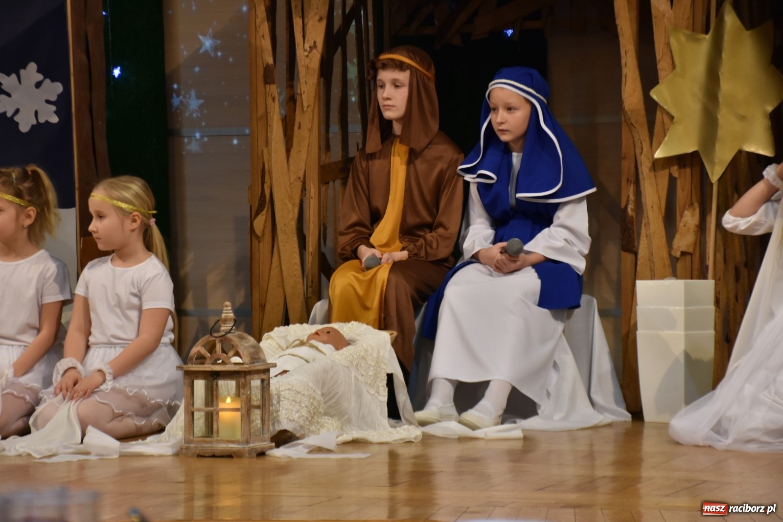Zdjęcie w galerii na portalu naszraciborz.pl: Bóg się rodzi... Przegląd przedstawień bożonarodzeniowych  wiadomości z regionu