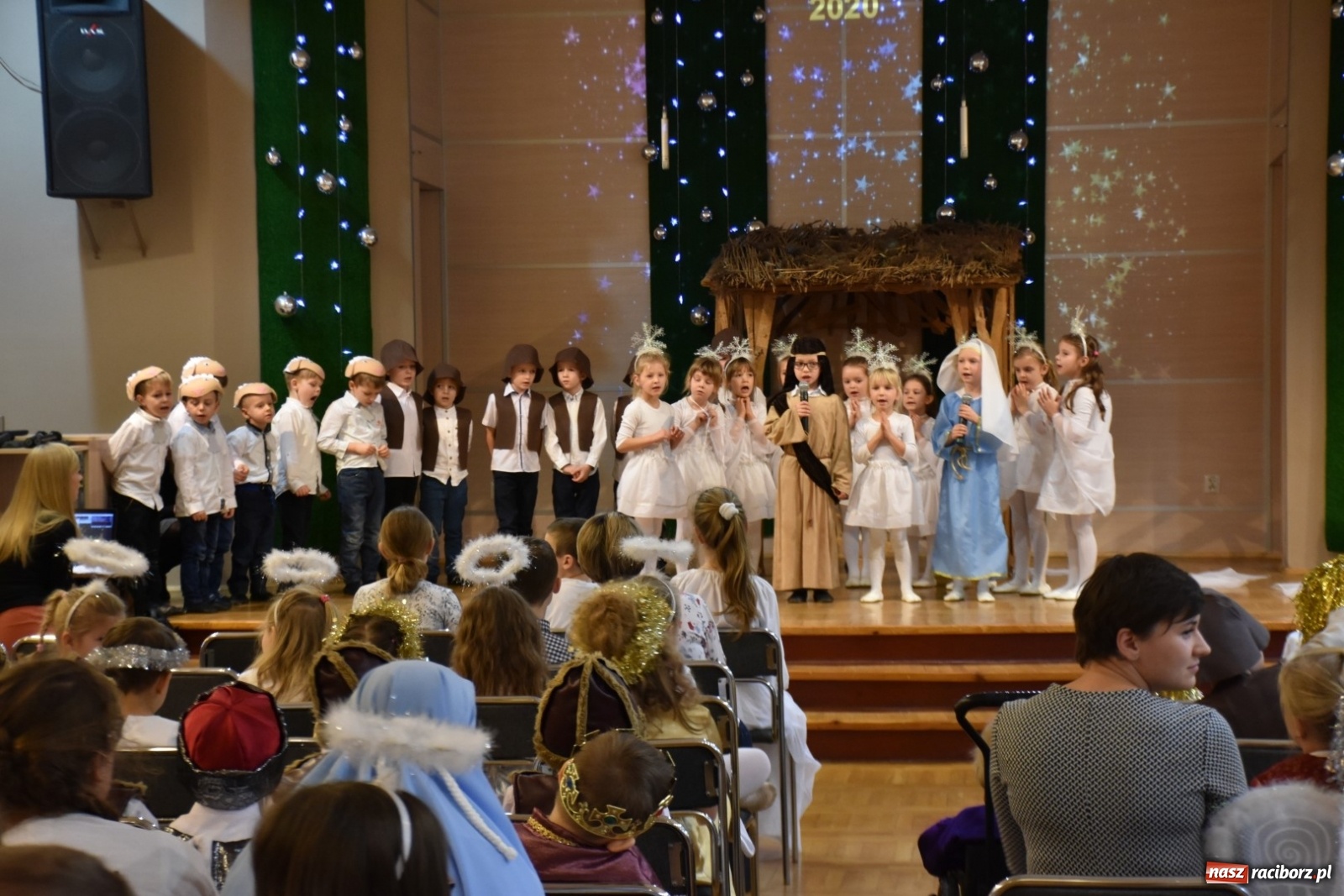 Zdjęcie w galerii na portalu naszraciborz.pl: Bóg się rodzi... Przegląd przedstawień bożonarodzeniowych  wiadomości z regionu