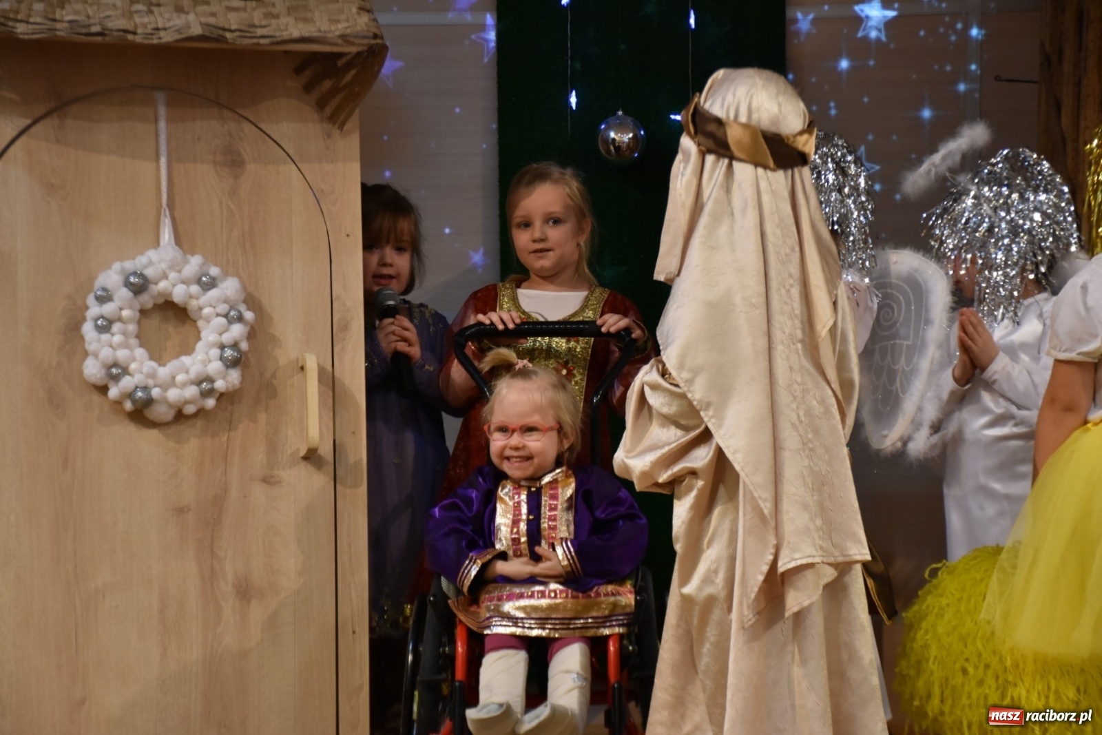 Zdjęcie w galerii na portalu naszraciborz.pl: Bóg się rodzi... Przegląd przedstawień bożonarodzeniowych  wiadomości z regionu