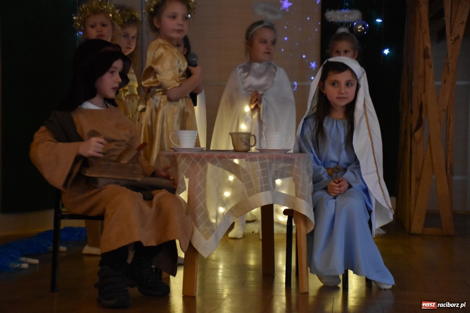 Zdjęcie w galerii na portalu naszraciborz.pl: Bóg się rodzi... Przegląd przedstawień bożonarodzeniowych  wiadomości z regionu