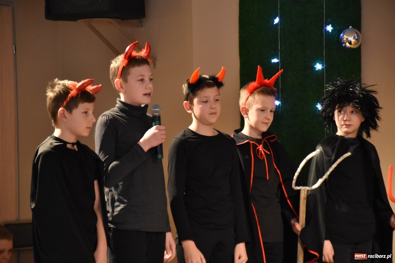 Zdjęcie w galerii na portalu naszraciborz.pl: Bóg się rodzi... Przegląd przedstawień bożonarodzeniowych  wiadomości z regionu