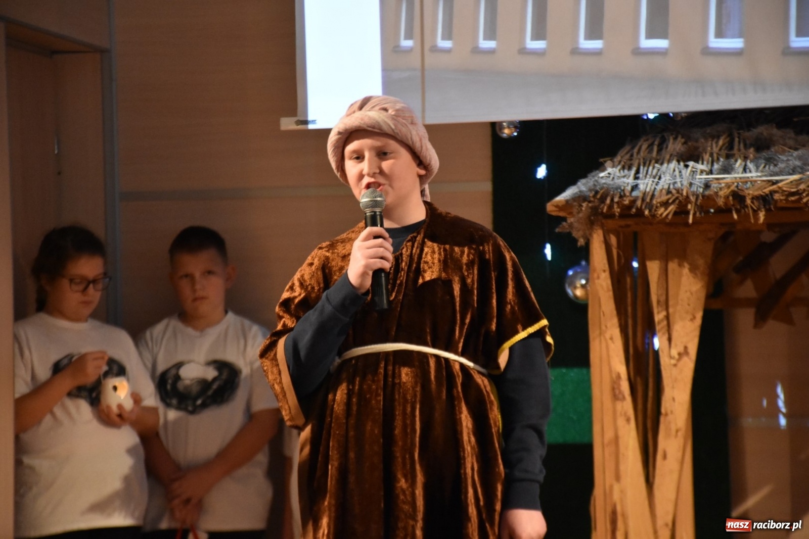 Zdjęcie w galerii na portalu naszraciborz.pl: Bóg się rodzi... Przegląd przedstawień bożonarodzeniowych  wiadomości z regionu