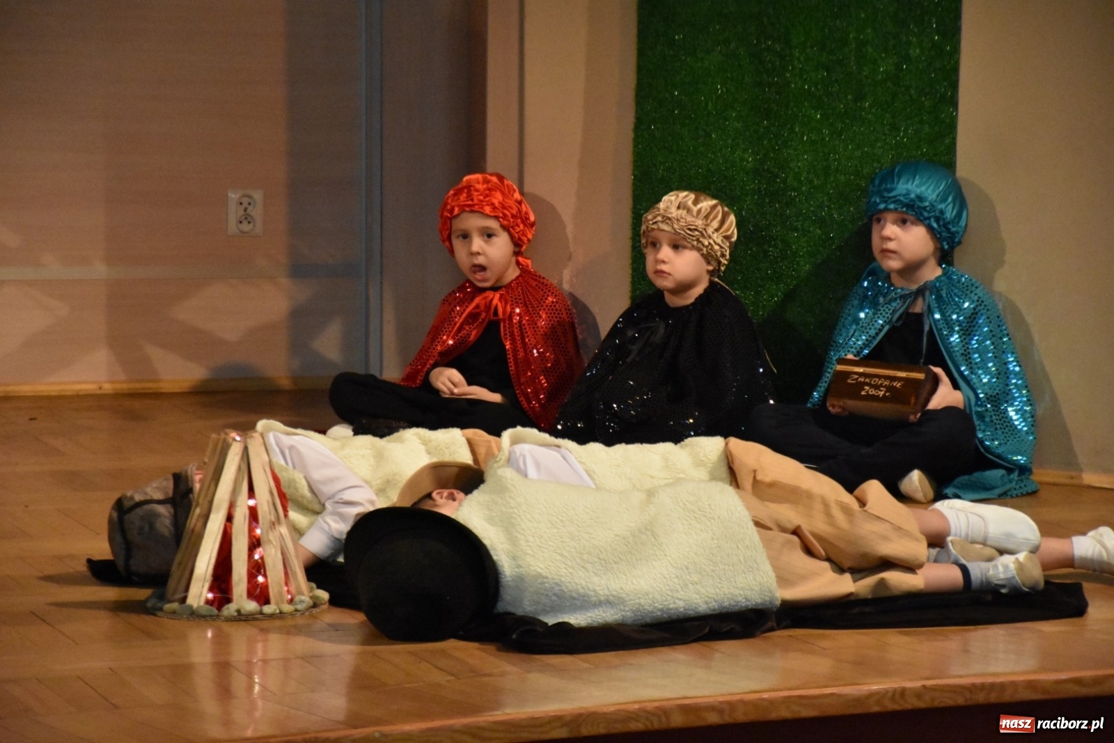 Zdjęcie w galerii na portalu naszraciborz.pl: Bóg się rodzi... Przegląd przedstawień bożonarodzeniowych  wiadomości z regionu