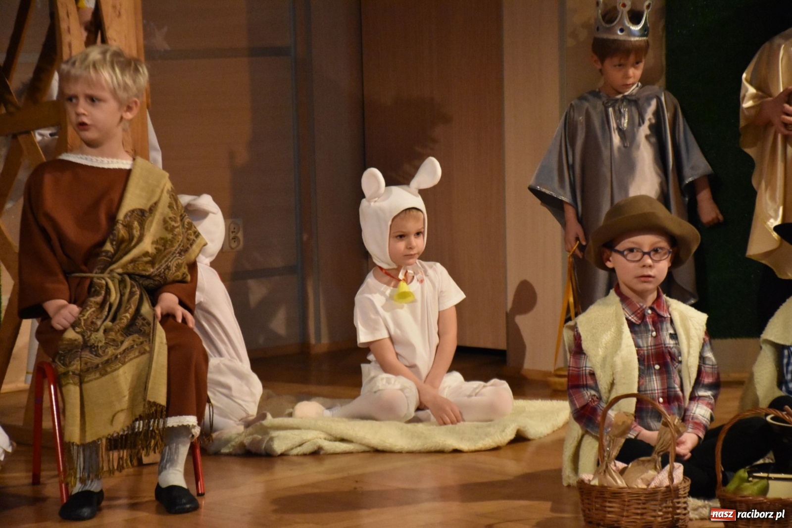 Zdjęcie w galerii na portalu naszraciborz.pl: Bóg się rodzi... Przegląd przedstawień bożonarodzeniowych  wiadomości z regionu
