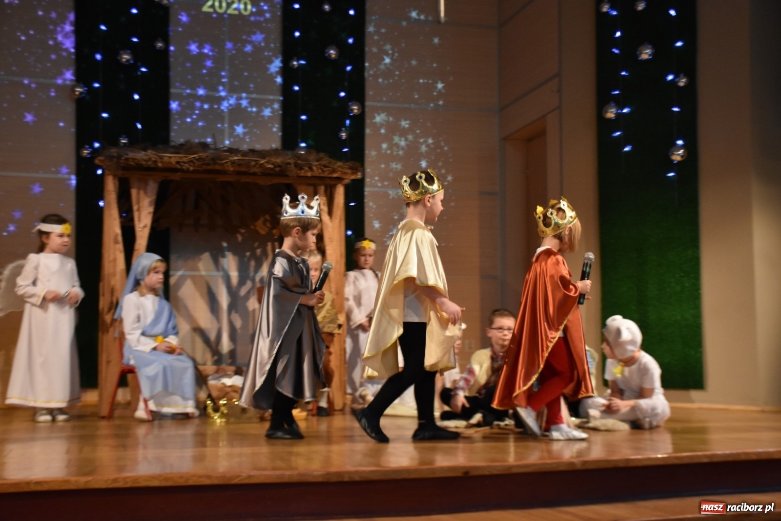 Zdjęcie w galerii na portalu naszraciborz.pl: Bóg się rodzi... Przegląd przedstawień bożonarodzeniowych  wiadomości z regionu
