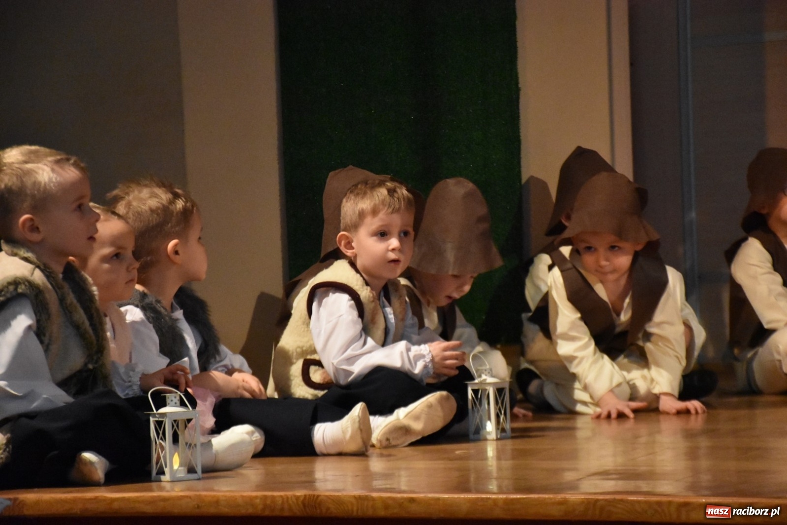 Zdjęcie w galerii na portalu naszraciborz.pl: Bóg się rodzi... Przegląd przedstawień bożonarodzeniowych  wiadomości z regionu