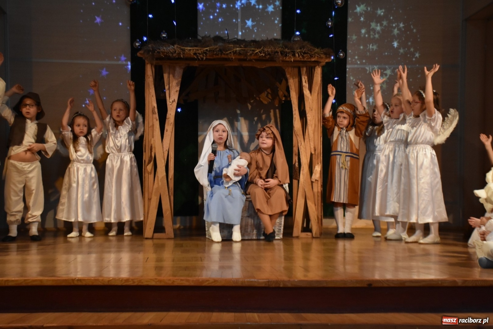 Zdjęcie w galerii na portalu naszraciborz.pl: Bóg się rodzi... Przegląd przedstawień bożonarodzeniowych  wiadomości z regionu