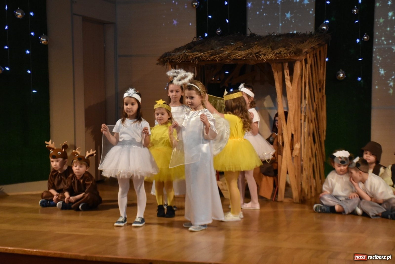 Zdjęcie w galerii na portalu naszraciborz.pl: Bóg się rodzi... Przegląd przedstawień bożonarodzeniowych  wiadomości z regionu