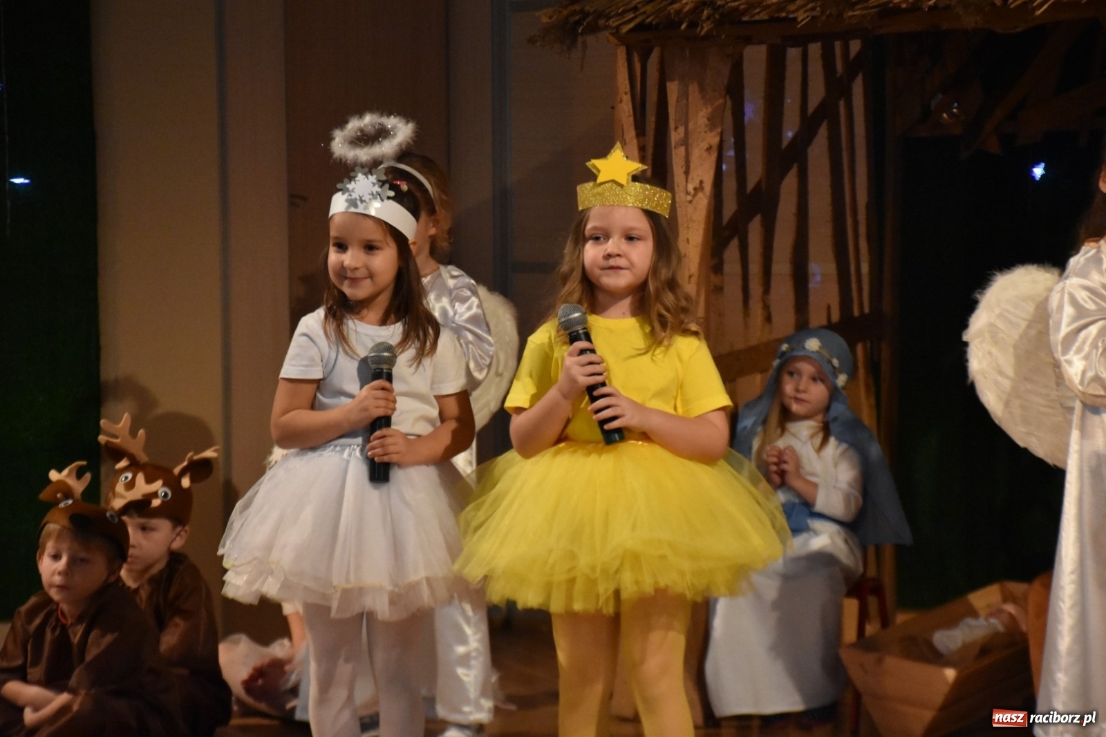 Zdjęcie w galerii na portalu naszraciborz.pl: Bóg się rodzi... Przegląd przedstawień bożonarodzeniowych  wiadomości z regionu