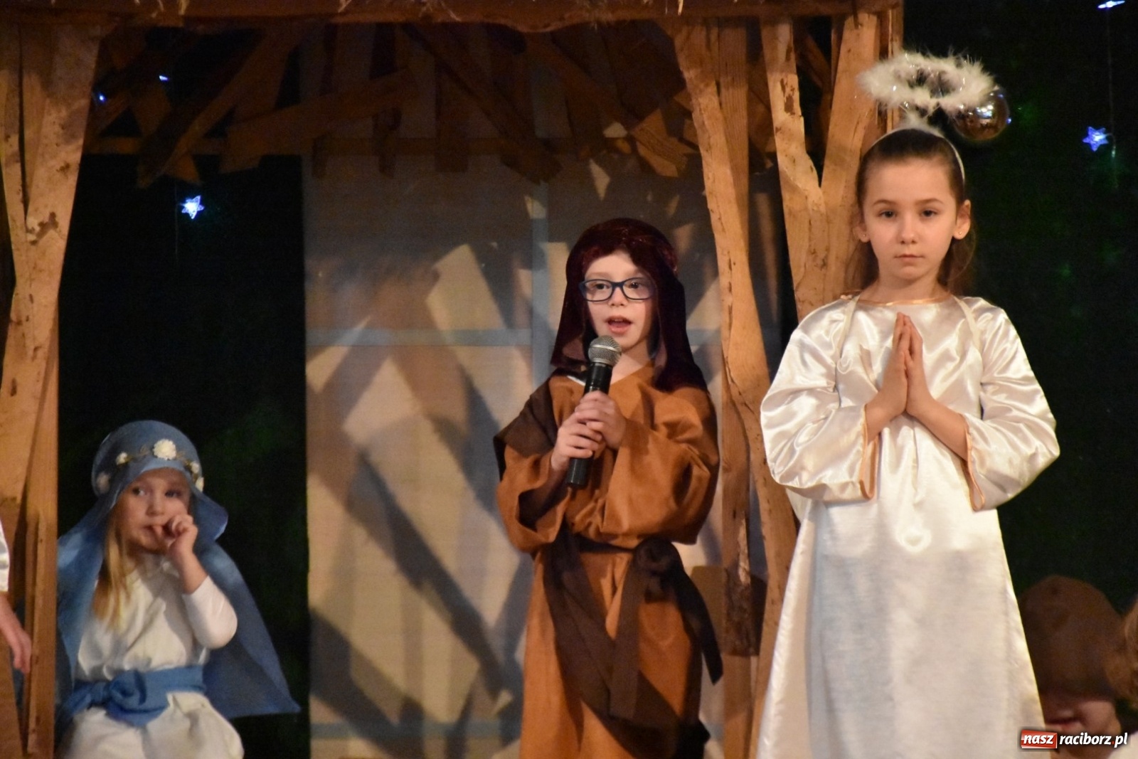 Zdjęcie w galerii na portalu naszraciborz.pl: Bóg się rodzi... Przegląd przedstawień bożonarodzeniowych  wiadomości z regionu