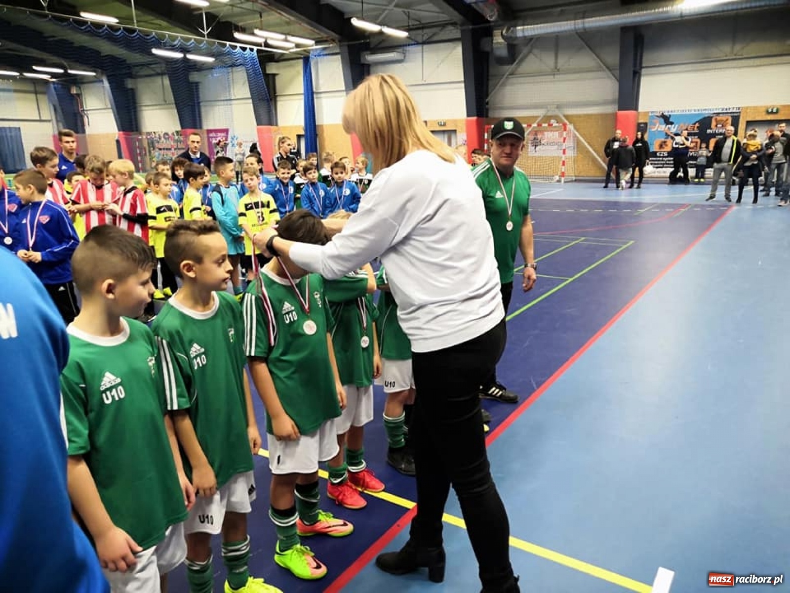 Zdjęcie w galerii na portalu naszraciborz.pl: LKS Tworków gościnny, MFK Karvina najlepsza [FOTO] wiadomości z regionu