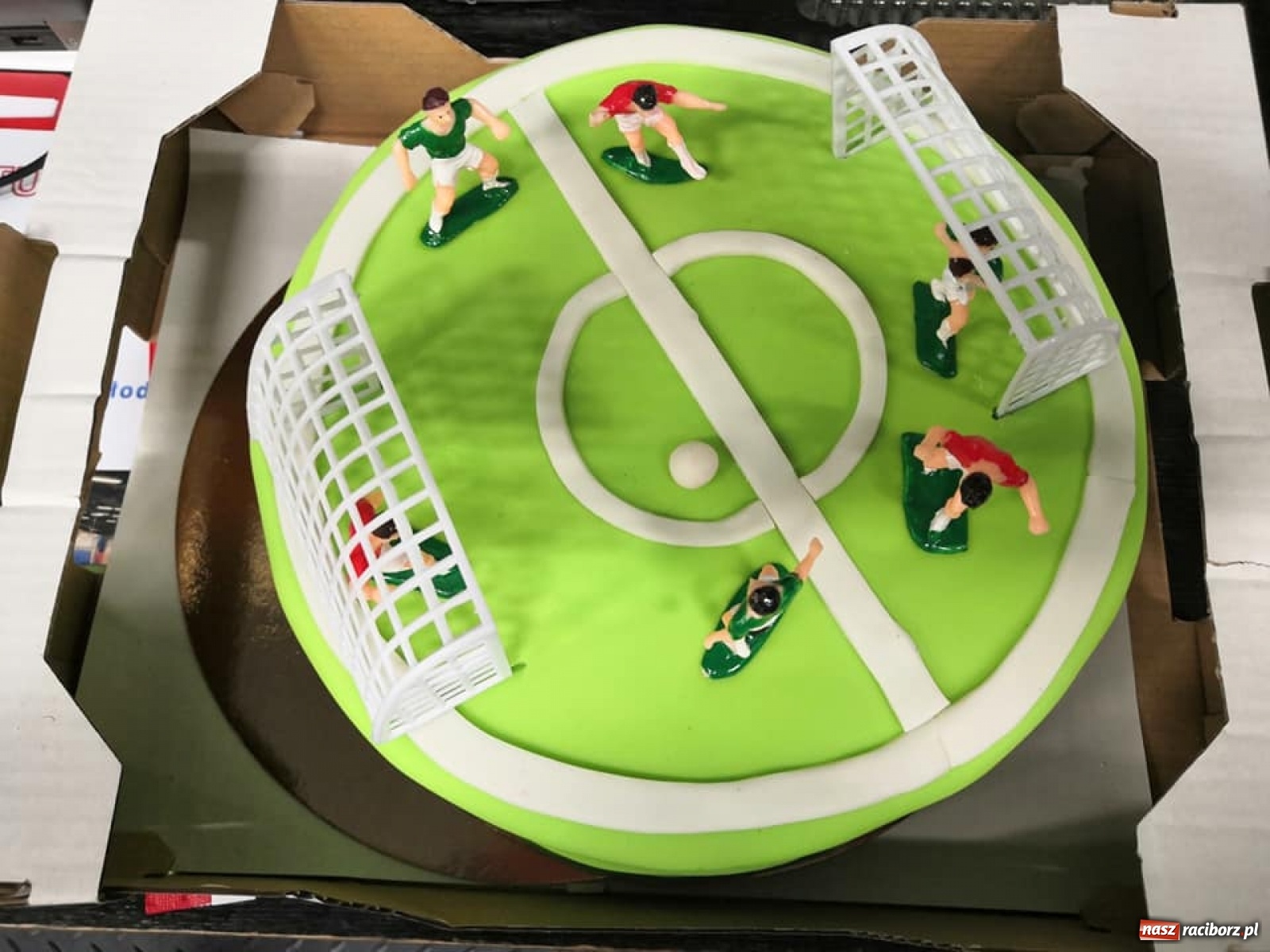 Zdjęcie w galerii na portalu naszraciborz.pl: LKS Tworków gościnny, MFK Karvina najlepsza [FOTO] wiadomości z regionu